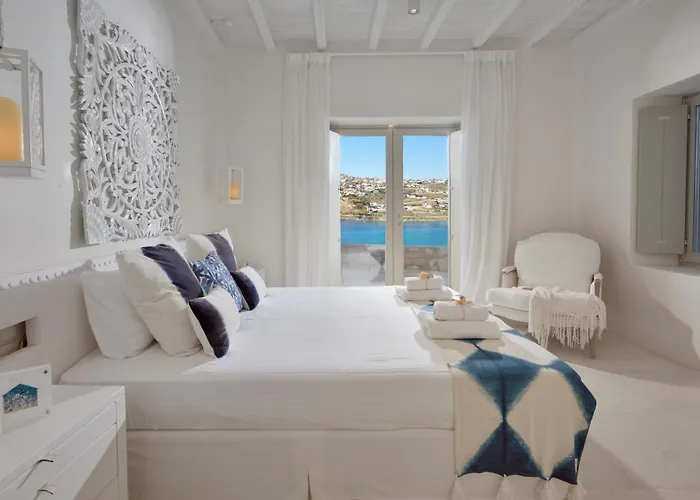 Divine - 10 Bedrooms In Ornos, Tennis Court Villa *