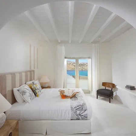 Divine - 10 Bedrooms In Ornos, Tennis Court Villa