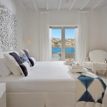 Divine - 10 Bedrooms In Ornos, Tennis Court Villa *