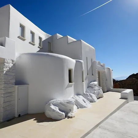 Divine - 10 Bedrooms In Ornos, Tennis Court