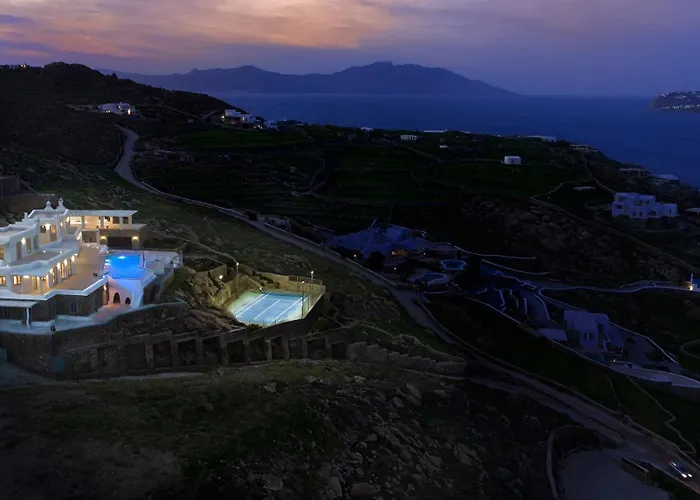 Divine - 10 Bedrooms In Ornos, Tennis Court 빌라