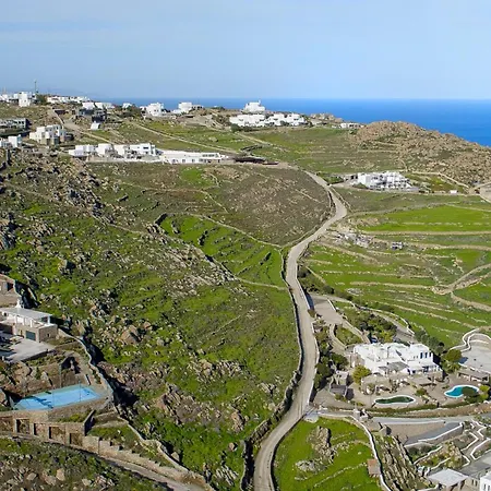 Divine - 10 Bedrooms In Ornos, Tennis Court Villa Ornos (Mykonos)
